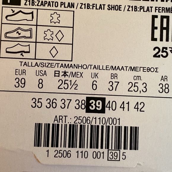 NWT. Zara Cream Soft Leather Loafers with Metal Buckle. Size 8. - Picture 10 of 10